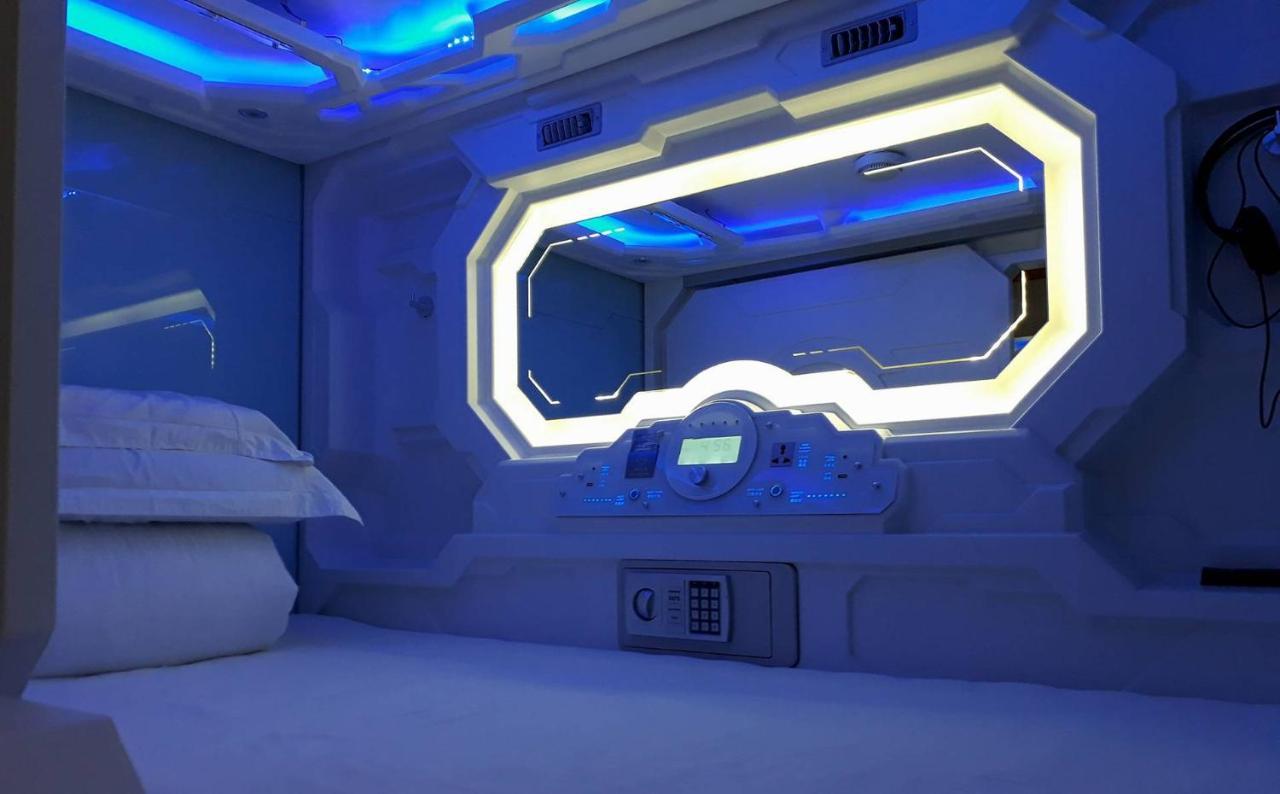 Bestow Capsule Hostel Kuala Lumpur Eksteriør billede