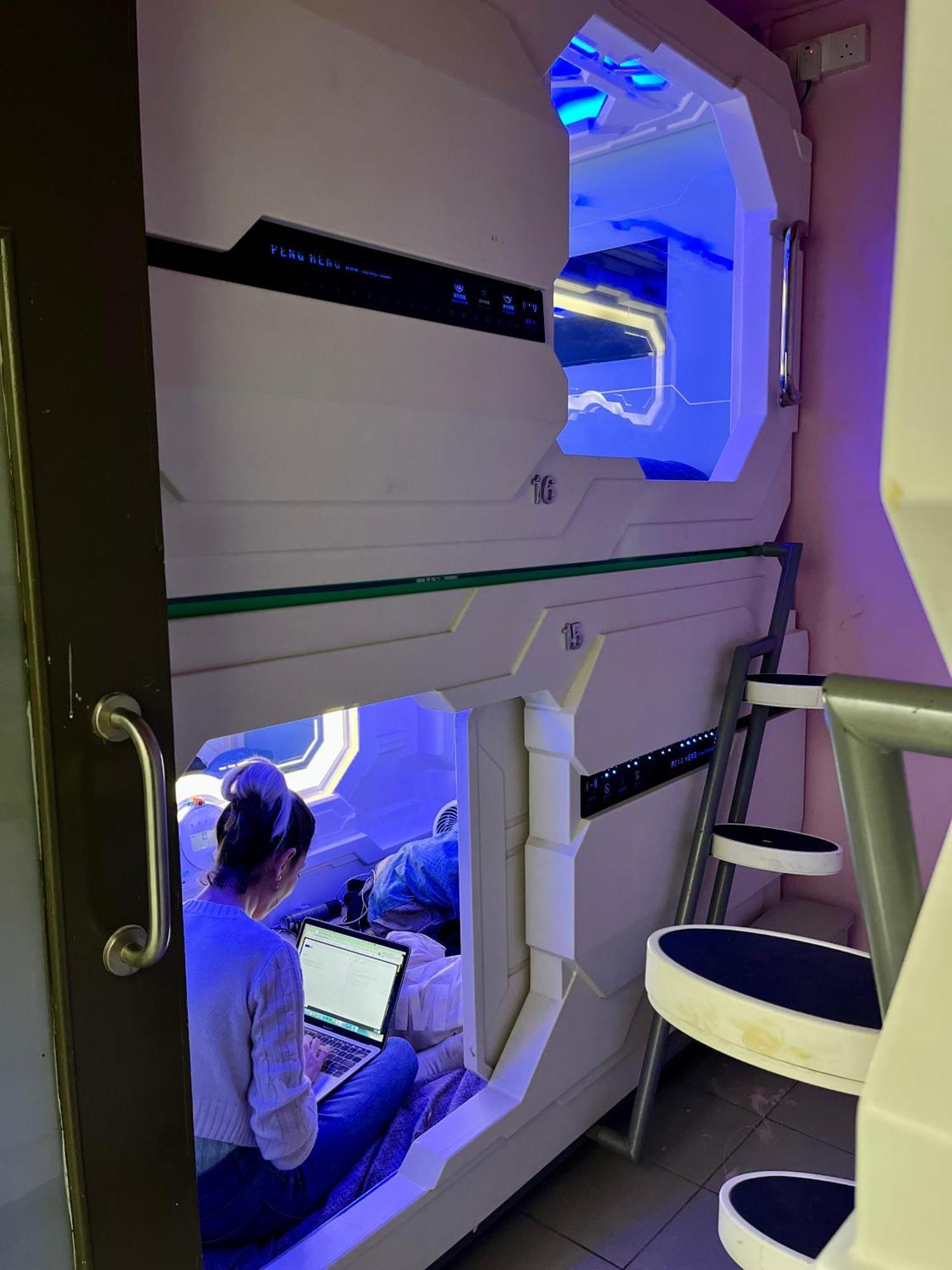 Bestow Capsule Hostel Kuala Lumpur Eksteriør billede